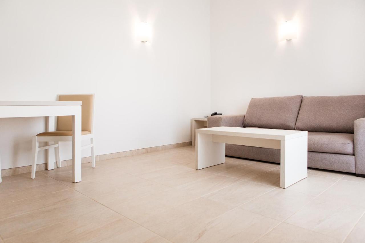 Sagitario Menorca Mar Adults Only Cala'N Bosch (Menorca) Exterior foto