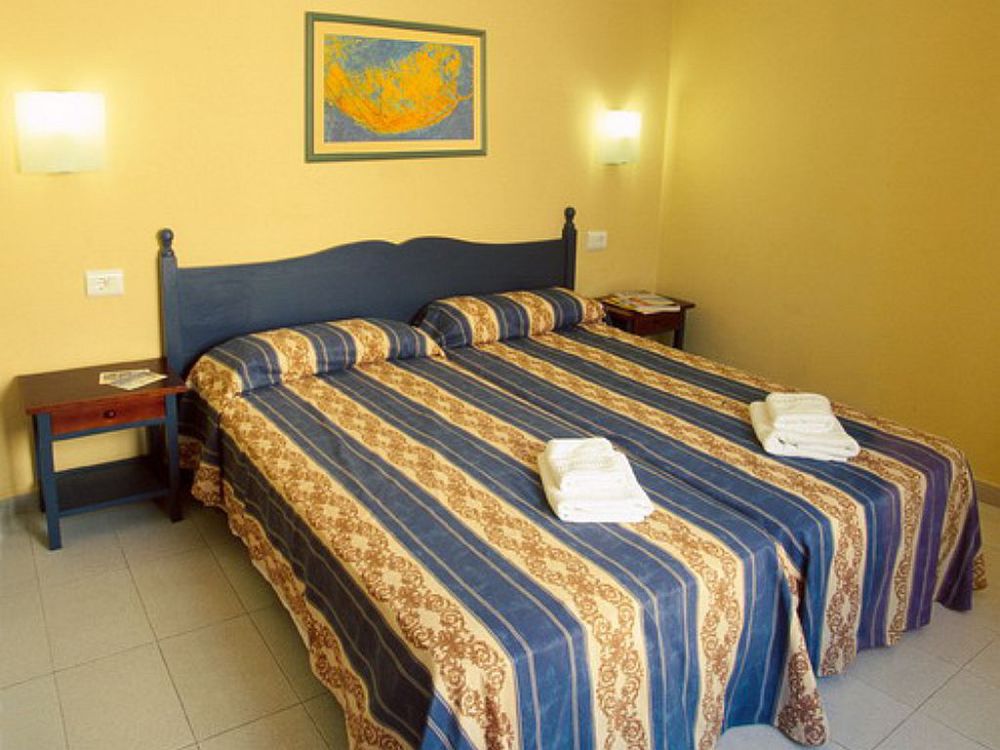 Sagitario Menorca Mar Adults Only Cala'N Bosch (Menorca) Exterior foto